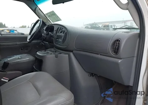 2004 Ford E-350 Super Duty Commercial/Recreational from USA, damaged, VIN 1FTSS34L94HA23910